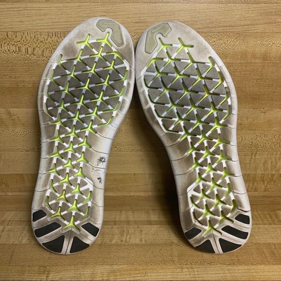 Nike Free RN Motion Flyknit 2017 Shoes Size 8 - Picture 7 of 9